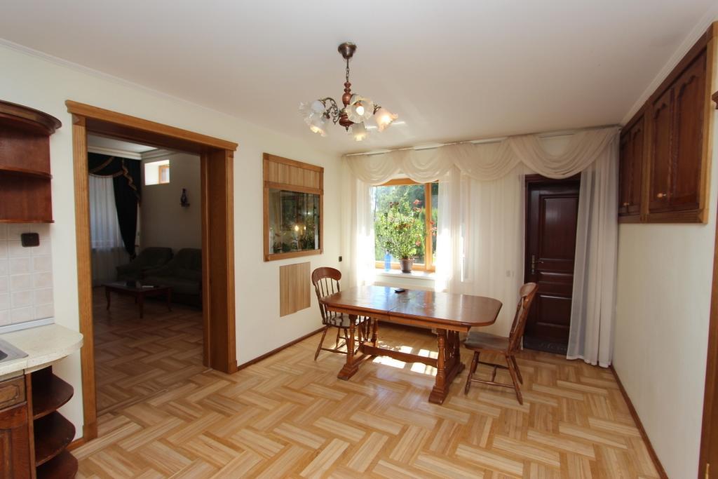 Riviera Apartment *